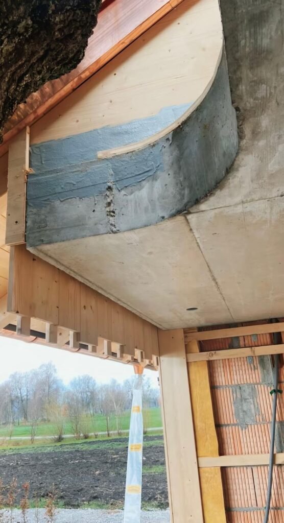 Préparation du support bois avant pose d’un habillage en cuivre